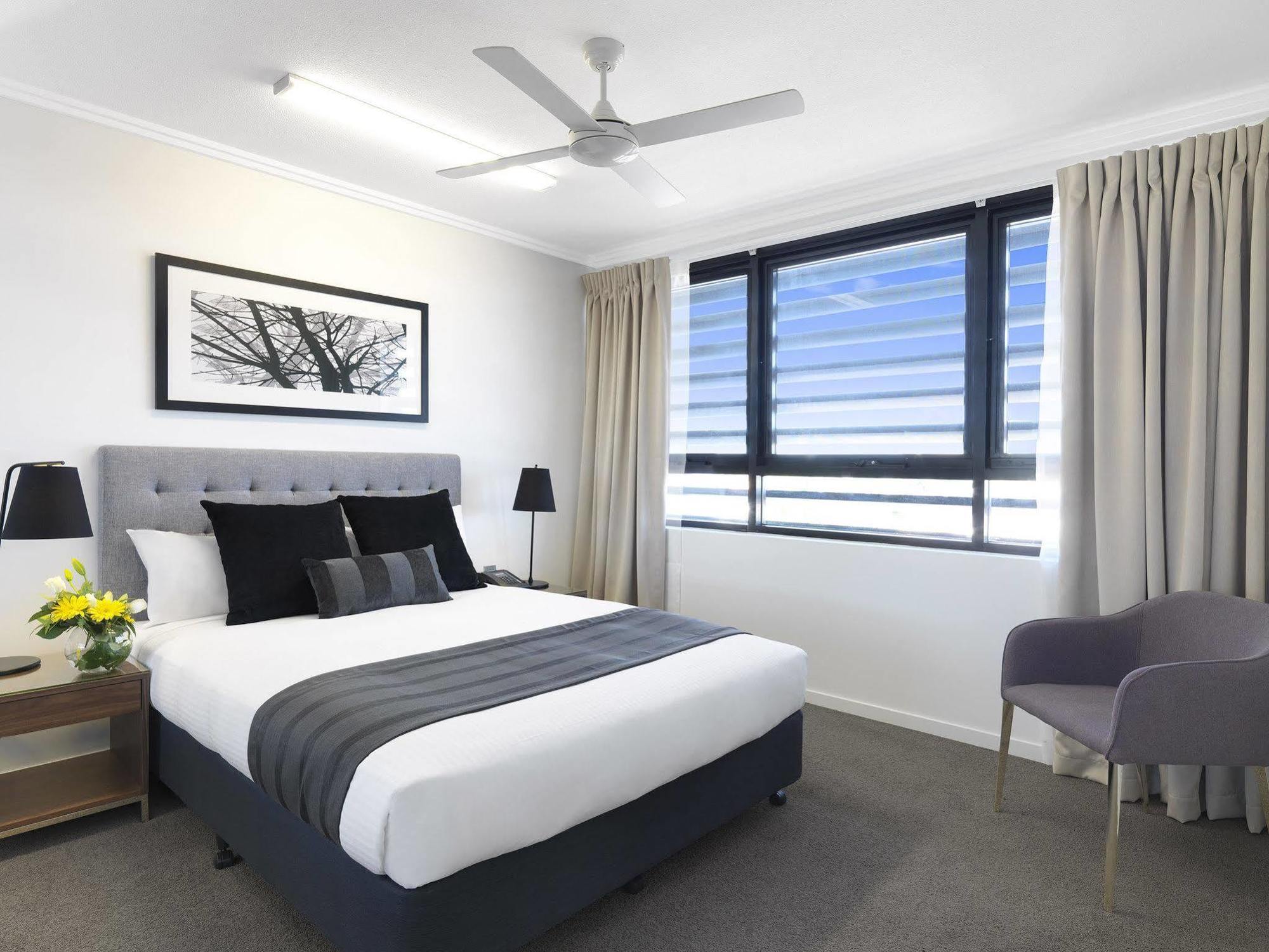 Oaks Mackay Carlyle Suites Екстер'єр фото
